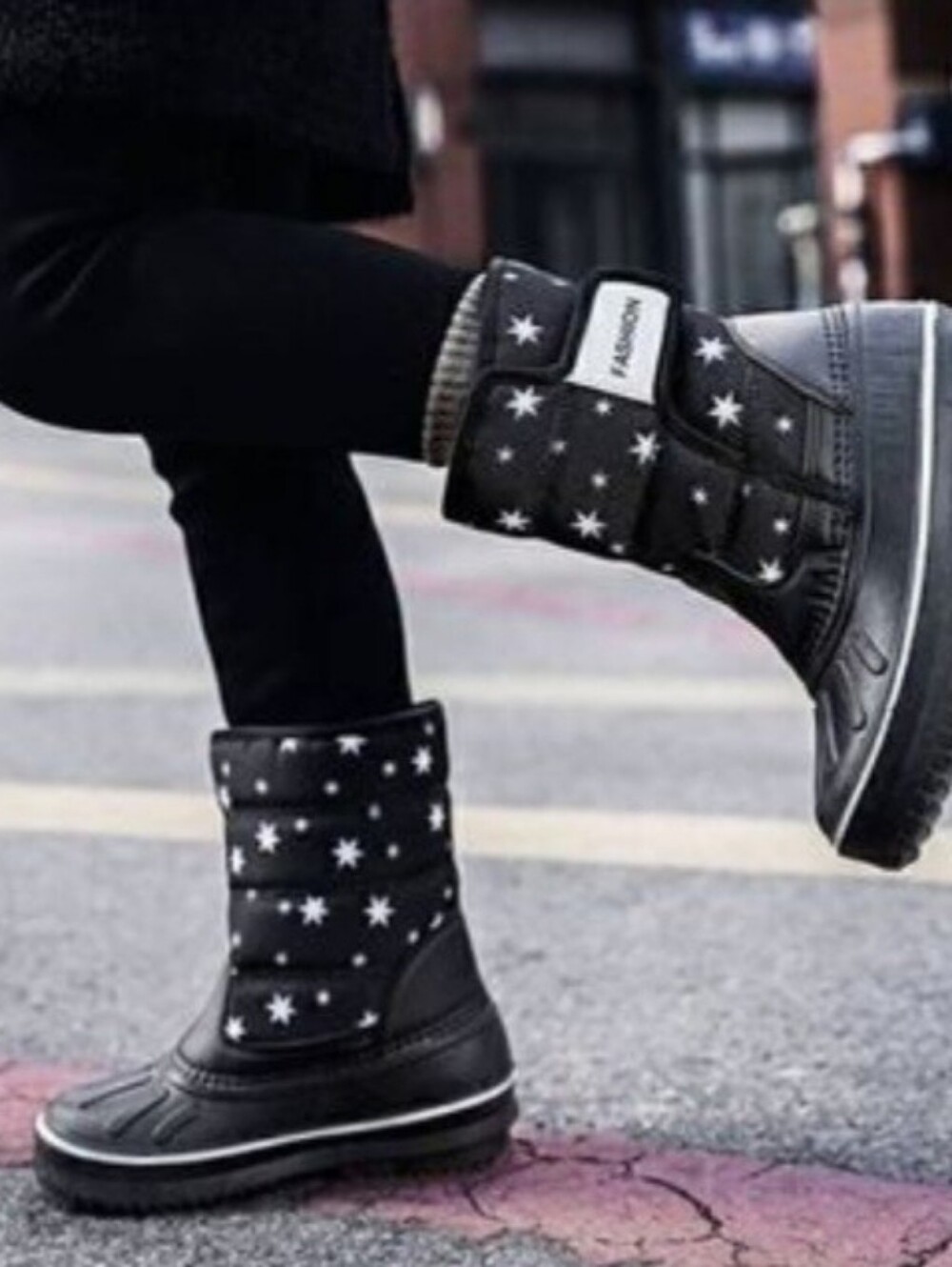NEW ZMHEGW FASHION SNOW BOOTS